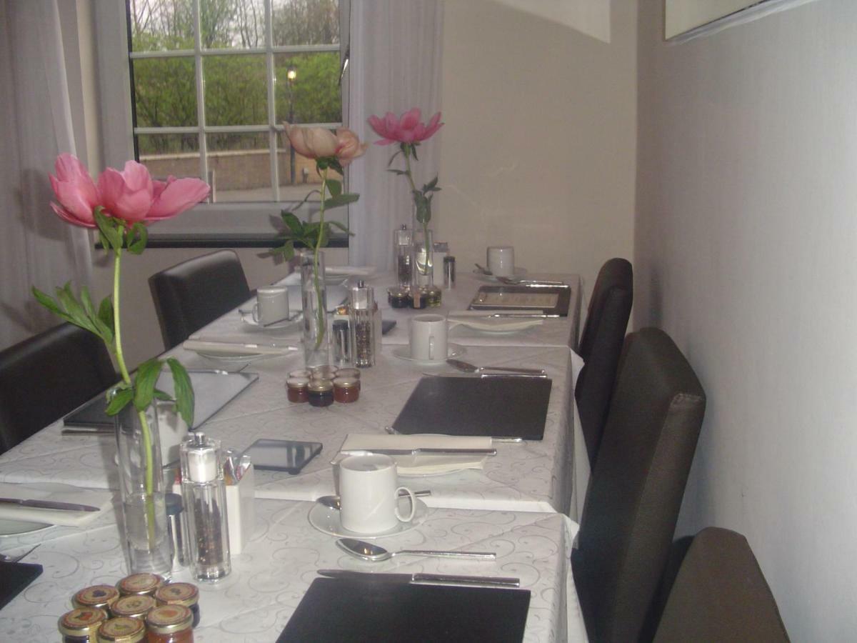 Aaron Glen Guest House Loanhead Extérieur photo